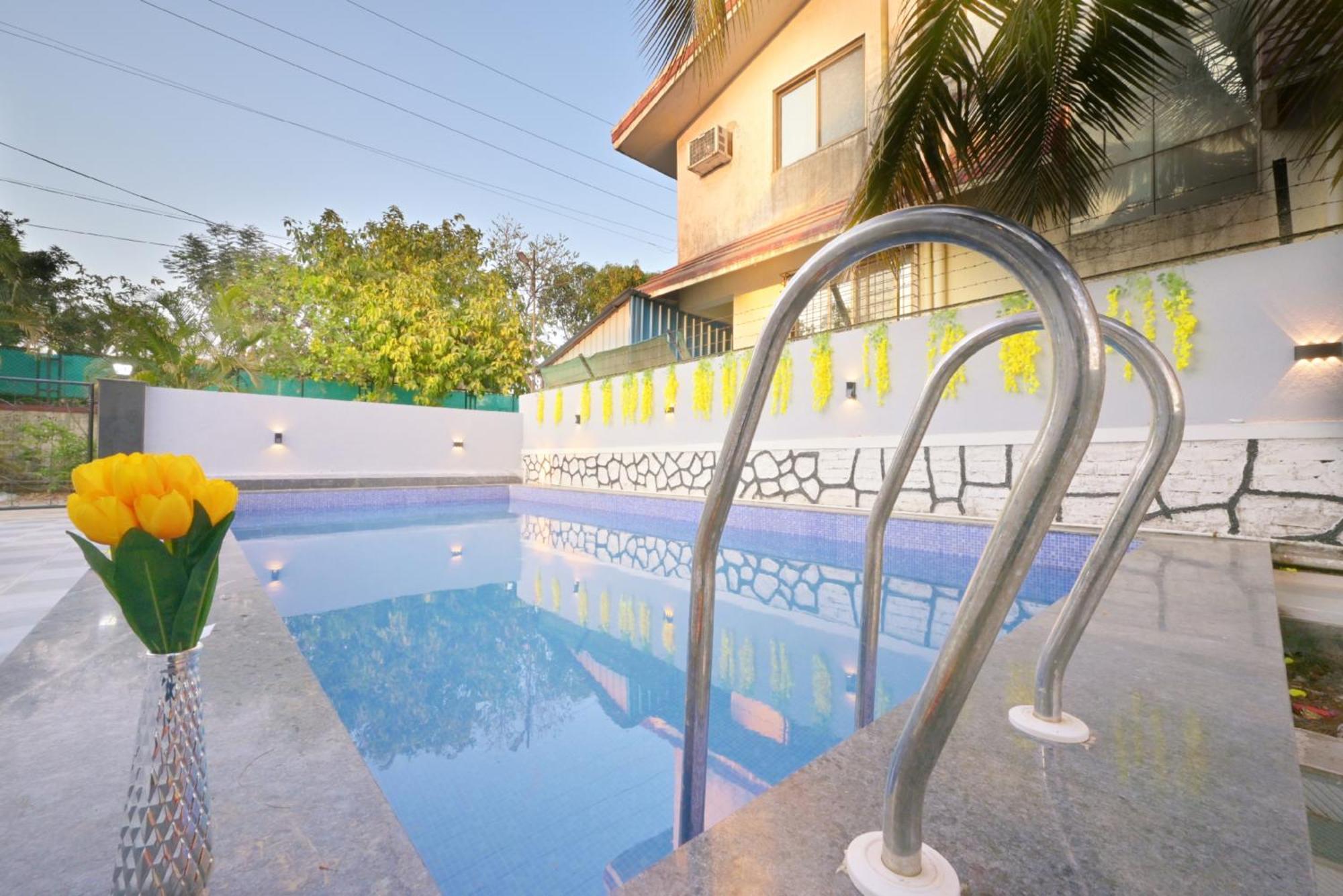 Empyrean Stay Ll 3Bhk Ll Marshall Villa Ll Large Pool Ll Ac Ll Lonavala Buitenkant foto